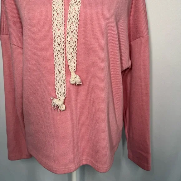 LoveBug Boutique Women's Ribbed Pink Hoodie with Lace Cream Drawstrings - Picture 3 of 9